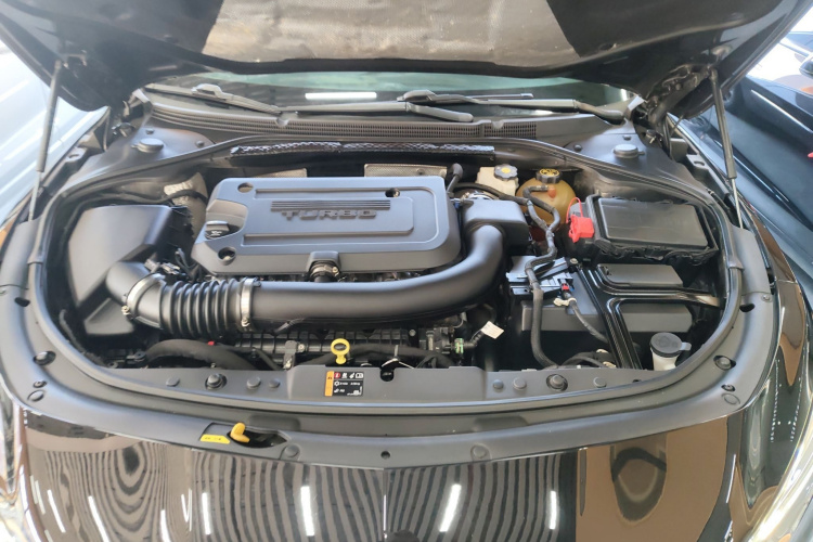 别克 君越 2020款 652T 豪华型机舱底盘24