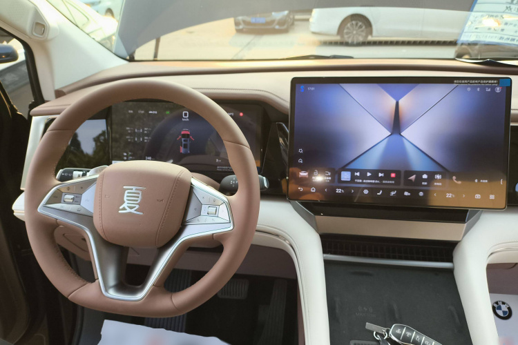 比亚迪 夏 2025款 DM-i 1.5T 180km 超越型中控内饰7002