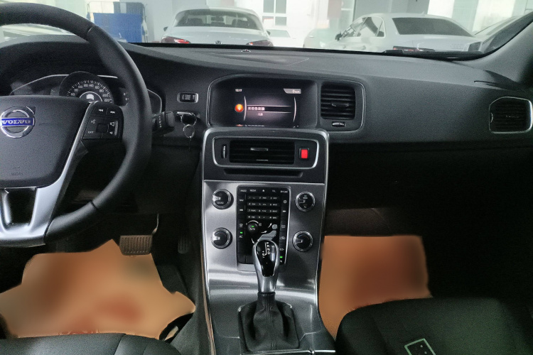 沃尔沃S60 2018款 S60L T3 智进版局部细节16