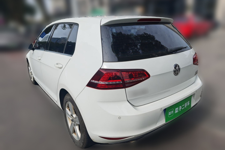 大众 高尔夫 2017款 230TSI 自动舒适百万辆纪念版车身外观5