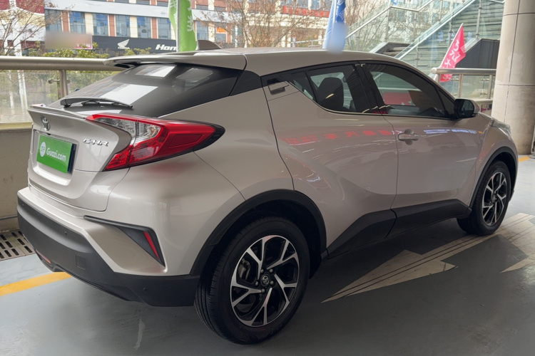 丰田C-HR 2020款 2.0L 领先版车身外观6005
