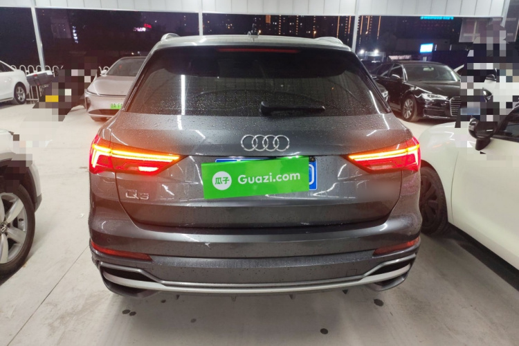 奥迪Q3 2021款 35 TFSI 时尚动感型车身外观6