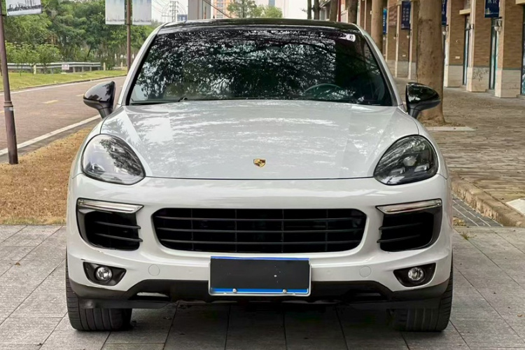 保时捷 2015款 Cayenne 3.0T车身外观6007