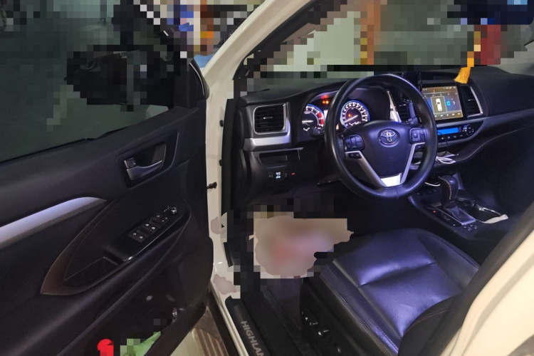 丰田 汉兰达 2015款 2.0T 四驱豪华版 7座中控内饰20