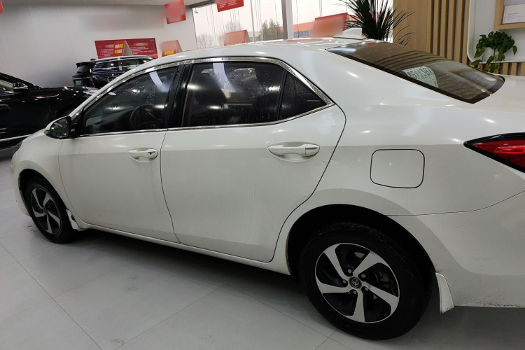 丰田 雷凌 2017款 改款 185T CVT精英版 国V车身外观4