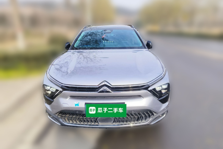 雪铁龙 凡尔赛C5 X 2021款 1.6T 耀不凡车身外观6001