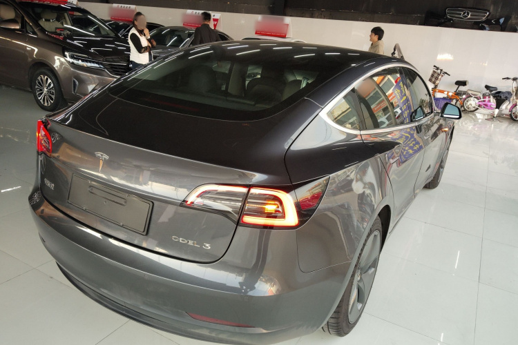 特斯拉 Model 3 2020款 改款 标准续航后驱升级版车身外观7