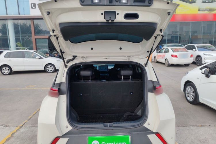 比亚迪 海鸥 2023款 活力版机舱底盘23