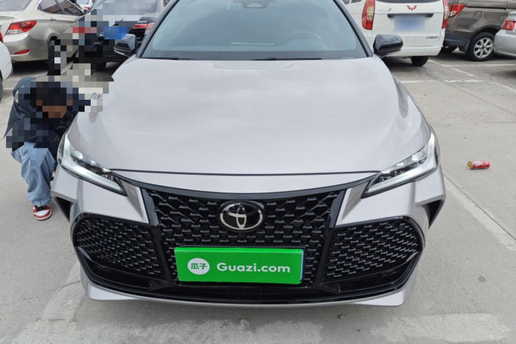 丰田 亚洲龙 2024款 2.0L 进取版车身外观2