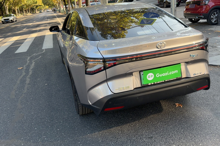 丰田bZ3 2023款 517km 精英PRO车身外观6006