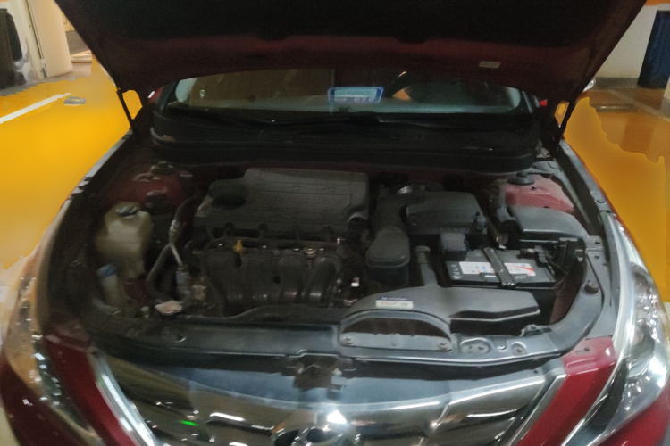 现代 索纳塔 2011款 2.0L 自动领先版局部细节24