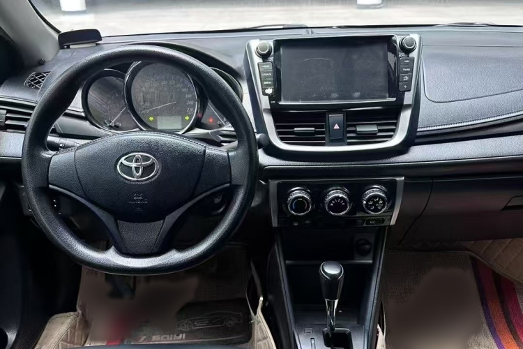 丰田 YARiS L 致享 2017款 1.5E CVT魅动版中控内饰13