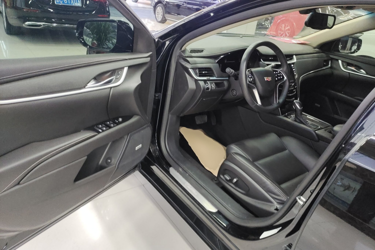 凯迪拉克XTS 2018款 28T 技术型中控内饰7003