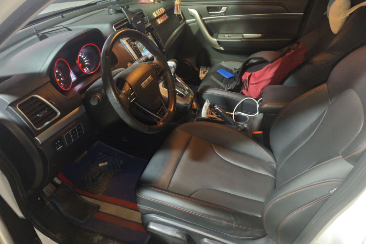 哈弗M6 2017款 1.5T 自动两驱精英型中控内饰19