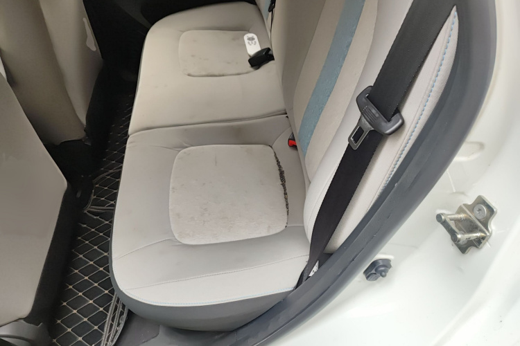 长安欧尚 奔奔E-Star 2020款 心动版 三元锂中控内饰7004