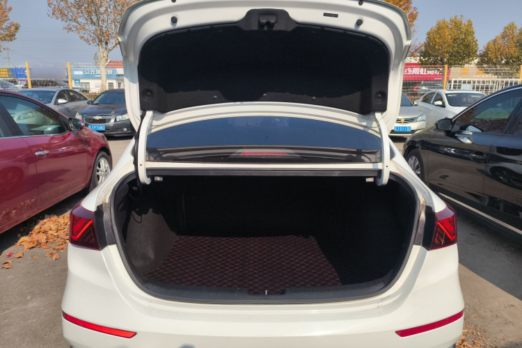 起亚K3 2019款 1.5L CVT智享互联版机舱底盘23