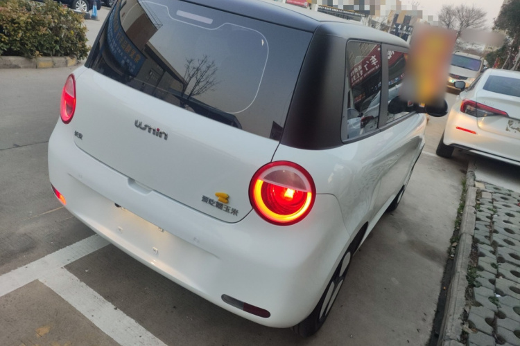 长安启源 长安Lumin 2023款 205km 香沁款车身外观7