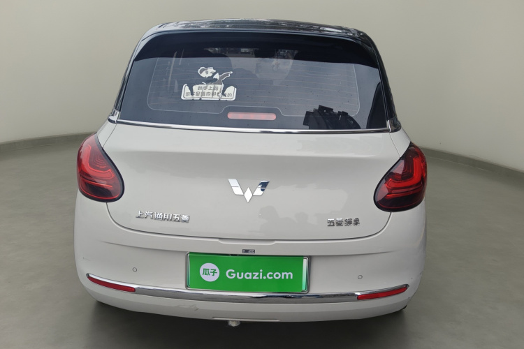 五菱汽车 五菱缤果 2023款 333km 灵犀互联+款车身外观6