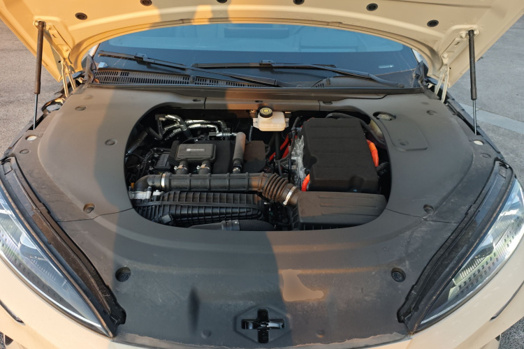 比亚迪 海豹07 DM-i 2025款 智驾版 DM-i 1.5L 125km 尊贵型机舱底盘24