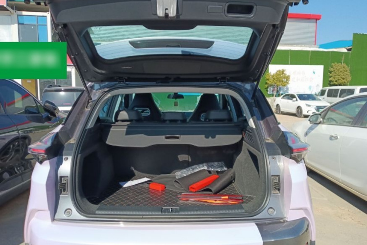 哪吒汽车 哪吒U 2021款 Pro 400 巡航版局部细节23