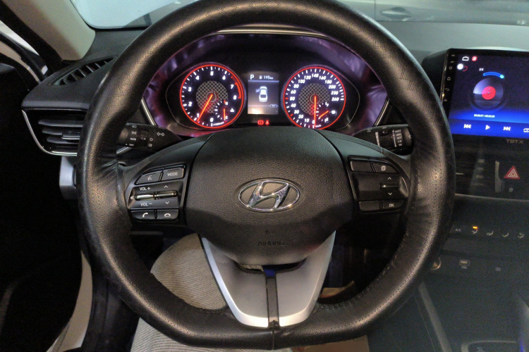 现代 菲斯塔 2019款 240TGDi 运动版 国VI中控内饰13