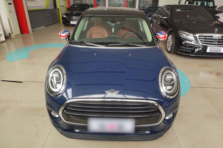 MINI 2018款 1.5T COOPER 艺术家 五门版车身外观6001