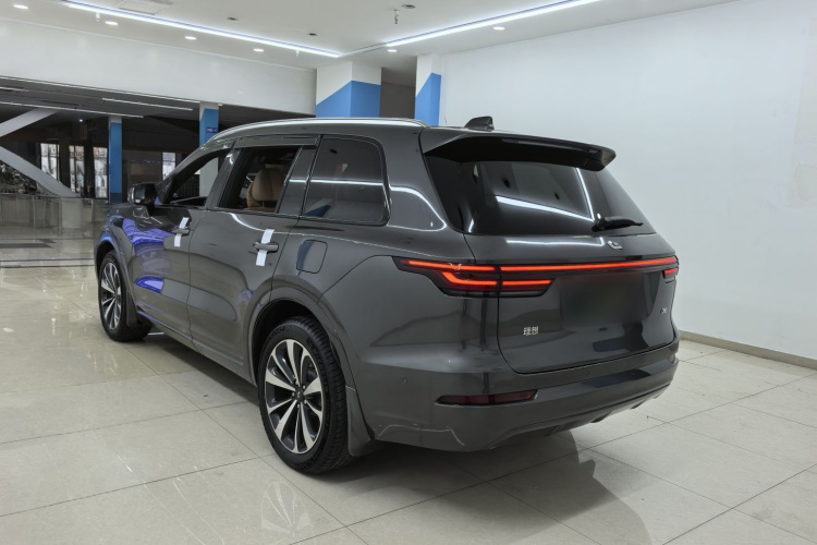 理想汽车 理想ONE 2021款 增程6座版车身外观6007