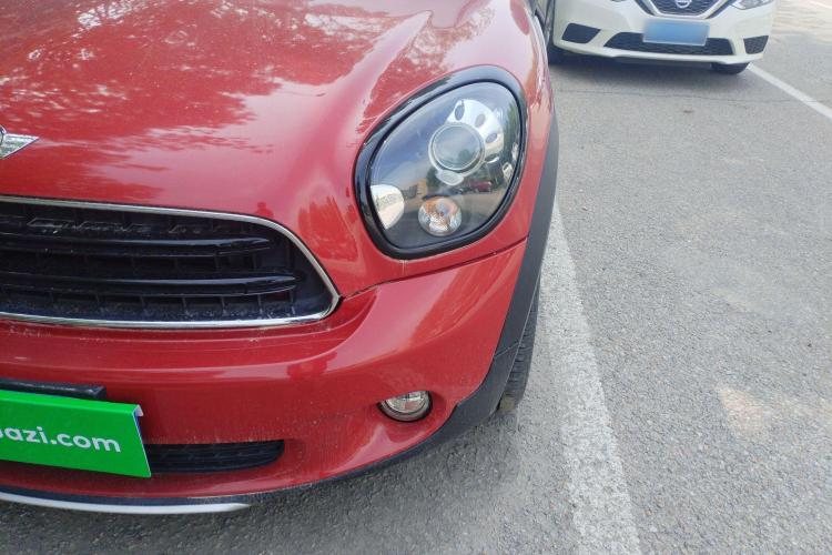 MINI Countryman 2016款 1.6T COOPER ALL4 Excitement装备控局部细节36