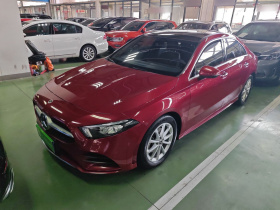奔驰A级 2020款 改款 A 200 L 运动轿车动感型