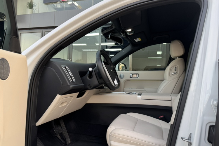 理想汽车 理想L7 2023款 Pro中控内饰7003