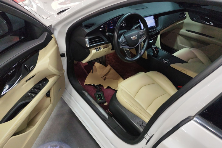 凯迪拉克CT6 2021款 28T 时尚型中控内饰20