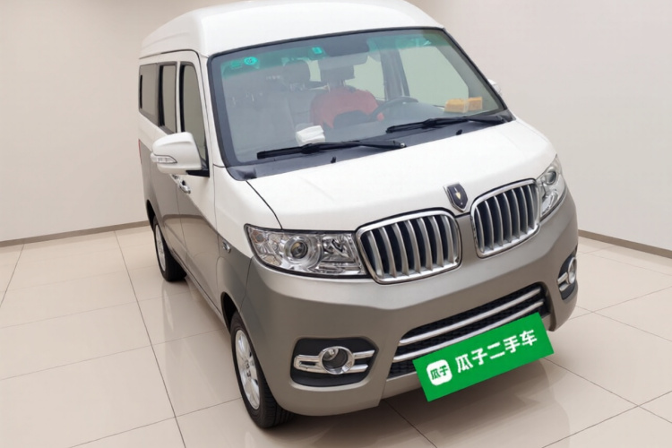 金杯 新海狮X30L 2019款 1.5L财富版国VI SWC15M车身外观3