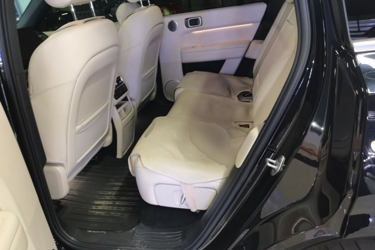 理想汽车 理想L6 2024款 Pro中控内饰7004