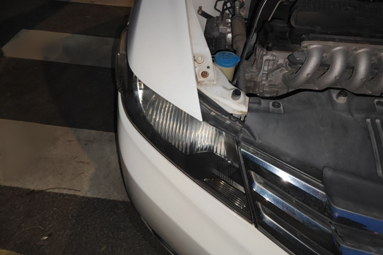 本田 锋范经典 2012款 1.5L 自动精英版车身外观6006