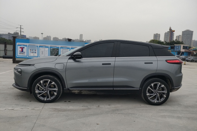 小鹏G3 2021款 G3i 460G车身外观4