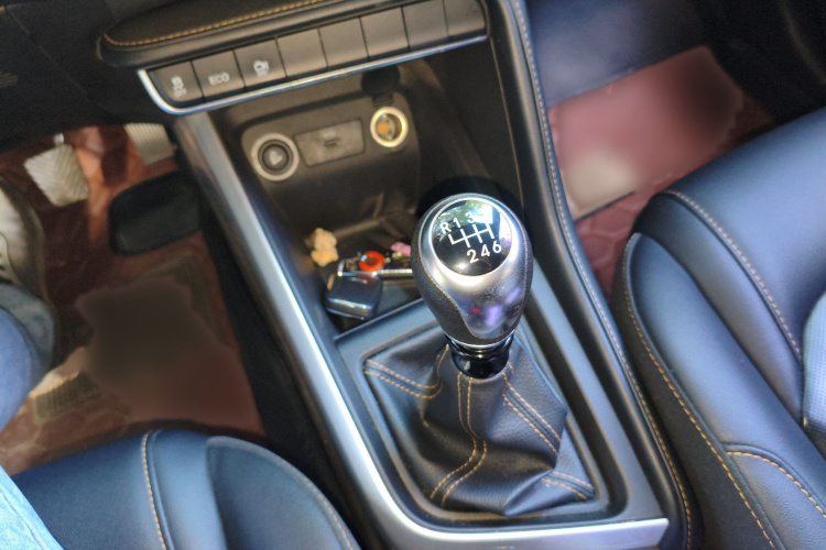 江汽集团 瑞风S4 2019款 1.6L 手动超越型局部细节18