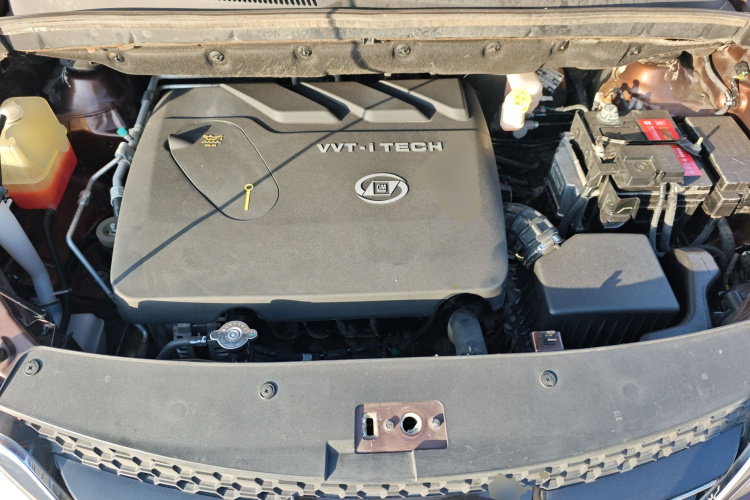 宝骏730 2016款 1.8L iAMT豪华型 7座局部细节24