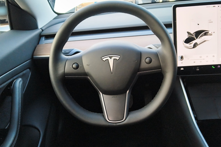 特斯拉 Model 3 2020款 改款 标准续航后驱升级版中控内饰13