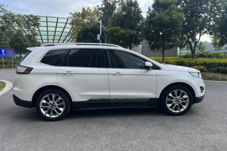 福特 锐界 2016款 EcoBoost 245 四驱尊锐型 7座车身外观6004