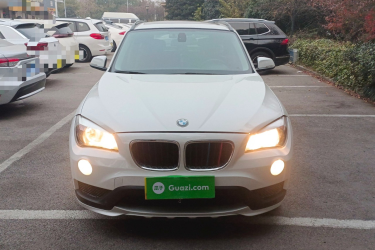 宝马X1 2015款 sDrive18i 时尚晋级版车身外观2