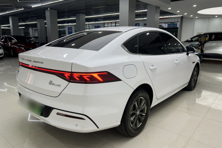 比亚迪 秦PLUS 2021款 EV 400KM 领畅版车身外观6005