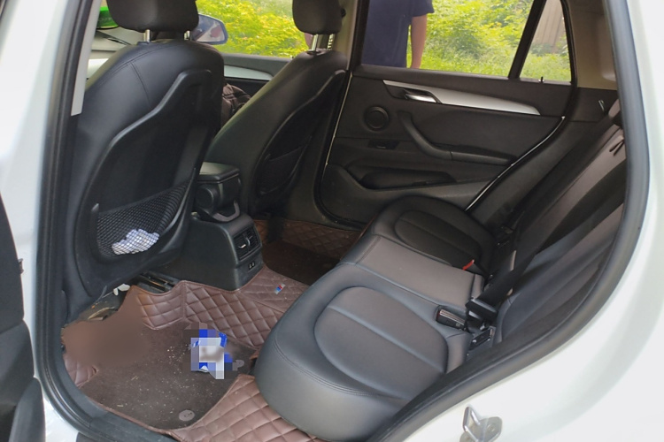 宝马X1 2019款 sDrive18Li 时尚型中控内饰7004