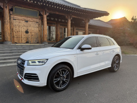 奥迪Q5L 2018款 40 TFSI 荣享时尚型 国V