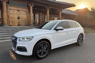 奥迪Q5L 2018款 40 TFSI 荣享时尚型 国V