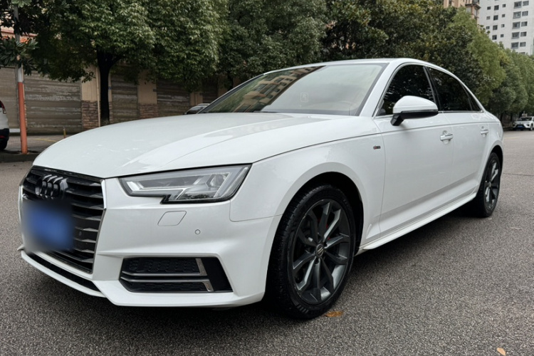 奥迪A4L 2018款 30周年年型 40 TFSI 时尚型车身外观1