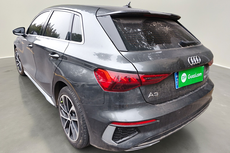 奥迪A3 2022款 Sportback 35 TFSI 进取运动型车身外观5
