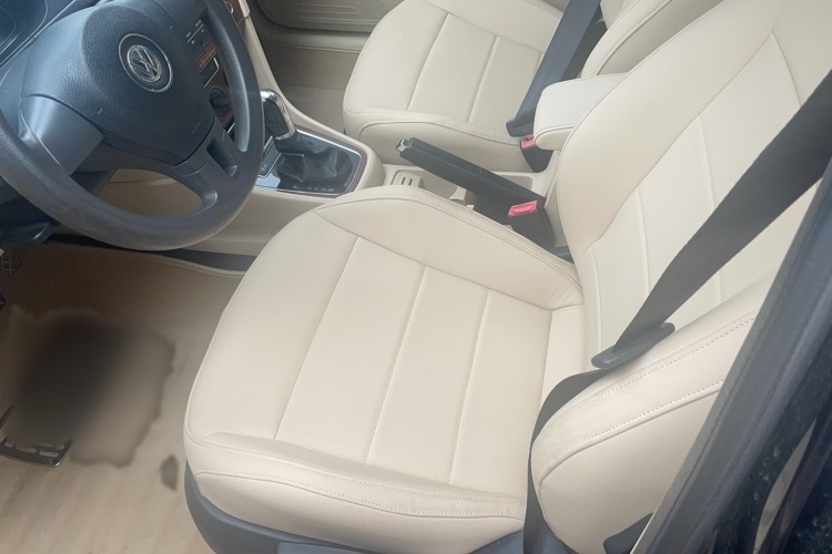 大众 朗逸 2013款 改款经典 1.6L 自动舒适版局部细节19