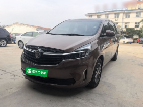 别克GL8 2021款 陆上公务舱 652T 豪华型