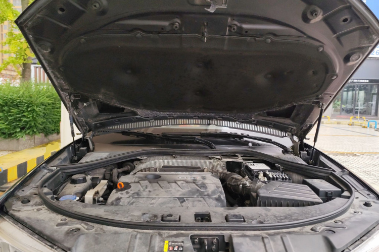 哈弗H7 2016款 蓝标H7 2.0T 自动精英型机舱底盘24