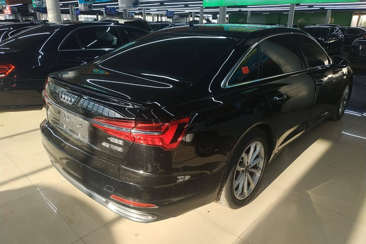 奥迪A6L 2019款 40 TFSI 豪华致雅型车身外观6005